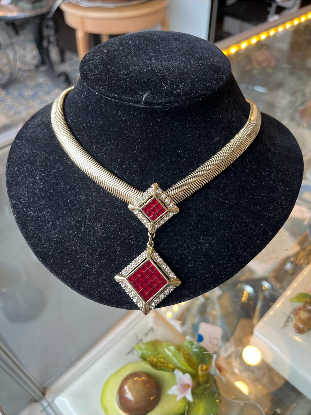 Heidi Daus “Spectacular Setting” Statement Necklace